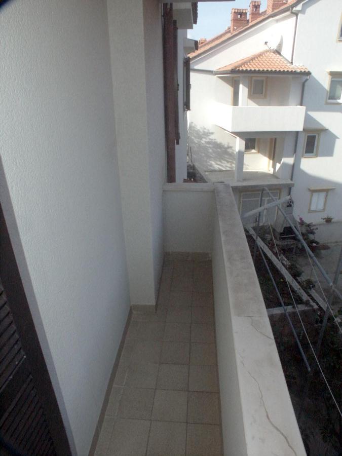 Apartments With A Parking Space Mali Lošinj Buitenkant foto